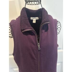 XS Coldwater Creek zippered fleece lined vest